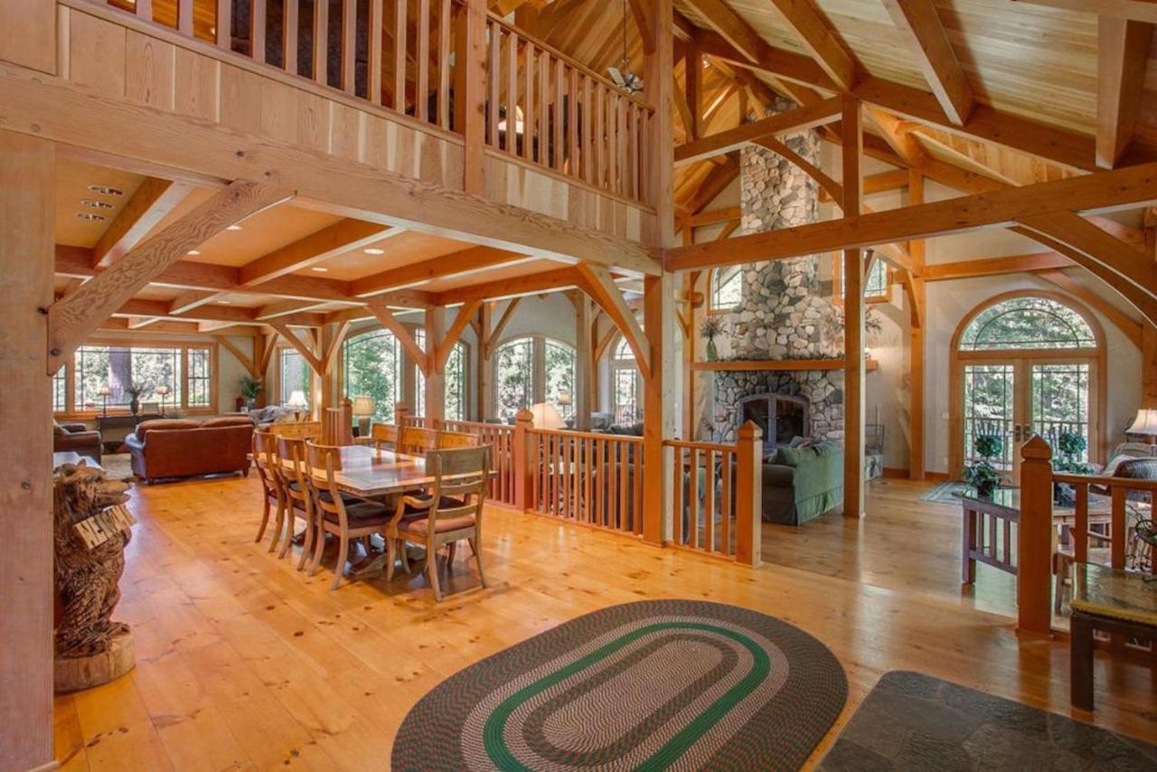 Snowgrass Lodge - River, Mountain Views & Hot Tub Leavenworth Exterior foto